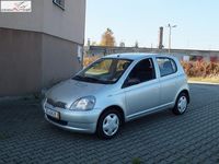 używany Toyota Yaris 1dm 68KM 2003r. 141 000km