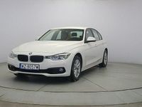 Używany BMW 320 Advantage 184 KM (135 kW) 2018 Biały Sedan/Limuzyna