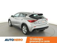 Używany Infiniti Q30 Premium 109 KM (80 kW) 2016 Srebrny Hatchback