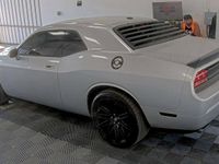 używany Dodge Challenger 