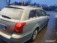 używany Toyota Avensis 