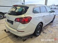 używany Opel Astra Innovation kombi mocniejsza wersja 165KM