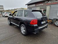 używany Porsche Cayenne 4.5dm 340KM 2006r. 216 744km