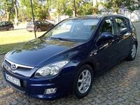 Używany Hyundai i30 Comfort 109 KM (80 kW) 2010 Granatowy Hatchback