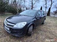 Używany Opel Astra 2010 Czarny Kombi