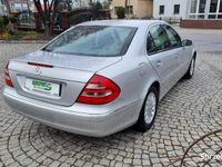 używany Mercedes E200 1.8dm 163KM 2003r. 208 794km