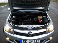 używany Opel Astra 1.6dm 105KM 2005r. 147 000km