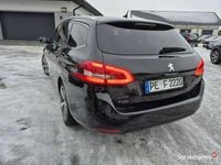 Używany Peugeot 308 120 KM (88 kW) 2014 Czarny Sedan/Limuzyna