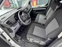 Używany Citroën Jumpy 2018 Srebrny Minivan