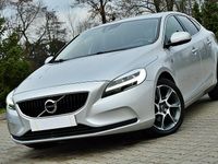 Używany Volvo V40 Ocean Race 120 KM (88 kW) 2016 Srebrny (metalik) Hatchback
