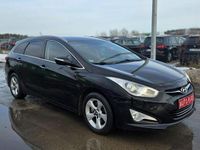 Używany Hyundai i40 136 KM (100 kW) 2013 Czarny (metalik) Kombi