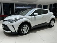 używany Toyota C-HR 1.8dm 122KM 2019r. 92 562km