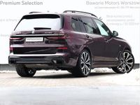Używany BMW X7 Comfort Edition 340 KM (250 kW) 2024 Lakierowanie individual 359 mora metallic metalizowany SUV