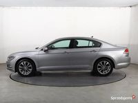 Używany VW Passat 180 KM (132 kW) 2017 Srebrny Sedan/Limuzyna
