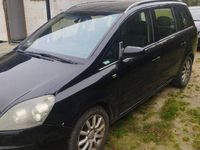 używany Opel Zafira B