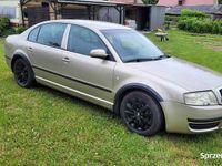 Używany Skoda Superb 2003 Beżowy Sedan/Limuzyna