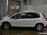 używany Peugeot 2008 1.2dm 82KM 2015r. 60 622km