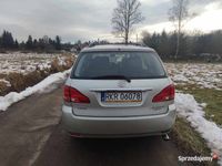 używany Toyota Avensis Verso 2003