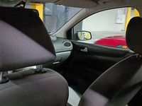 Używany Ford Focus 2007 Granatowy Sedan/Limuzyna