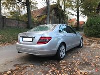 używany Mercedes 200 W 204 C klasaCDI sedan