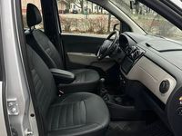 używany Dacia Lodgy 2016r 1,2benzyna. 7 os Nawigacja*Czujniki* Mały przebieg