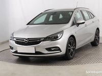 Używany Opel Astra 2017 Srebrny Hatchback