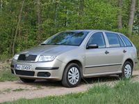 Używany Skoda Fabia 55 KM (40 kW) 2006 Beżowy Hatchback