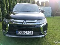 Używany Mitsubishi Outlander 150 KM (110 kW) 2016 Czarny SUV