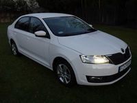 Używany Skoda Rapid 95 KM (69 kW) 2018 Biały Sedan/Limuzyna