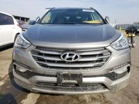 używany Hyundai Santa Fe 2018, 2.4L, 4x4, porysowany lakier