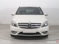 Używany Mercedes B180 2012 Czarny Minivan