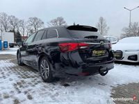 używany Toyota Avensis 2017