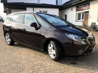 używany Opel Zafira 1.6dm 170KM 2016r. 194 400km