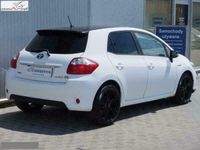 używany Toyota Auris Hybrid 1.8dm 99KM 2012r. 54 000km