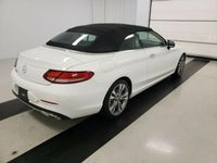 używany Mercedes C300 kabriolet 2.0L 255KM