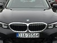 Używany BMW 320 190 KM (139 kW) 2020 Czarny Kombi
