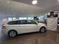 Używany Peugeot 308 SW Active 130 KM (95 kW) 2017 Biały Kombi