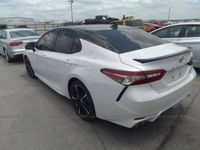 Używany Toyota Camry 206 KM (151 kW) 2019 Biały Sedan/Limuzyna
