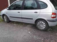 używany Renault Scénic benzyna + gaz + hak