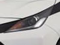 Używany Toyota Aygo 69 KM (50 kW) 2017 Biały Hatchback