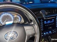 Używany Toyota Auris Premium 99 KM (72 kW) 2016 Biały Hatchback