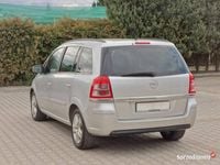 Używany Opel Zafira 110 KM (80 kW) 2011 Srebrny Minivan