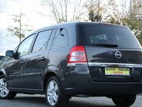 używany Opel Zafira 1.6dm 116KM 2013r. 321 000km