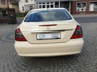 używany Mercedes E200 2.1dm 136KM 2009r. 490 000km