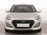 Używany Hyundai i30 90 KM (66 kW) 2015 Srebrny Kombi