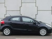 Używany Kia Rio 110 KM (80 kW) 2011 Inny kolor Hatchback