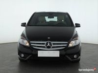 Używany Mercedes B180 122 KM (89 kW) 2012 Czarny Minivan