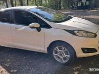 Używany Ford Fiesta 2014 Biały Hatchback
