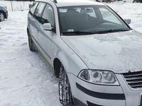 Używany VW Passat 131 KM (96 kW) 2002 Srebrny Kombi