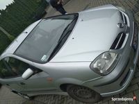 używany Nissan Almera Tino 